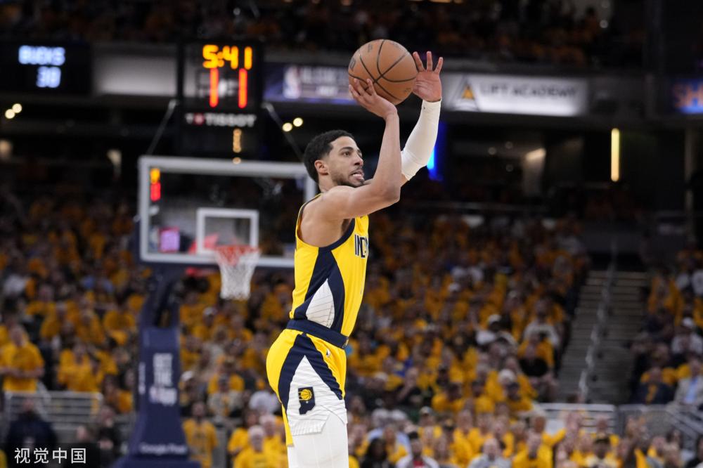 相比之下 相比之下